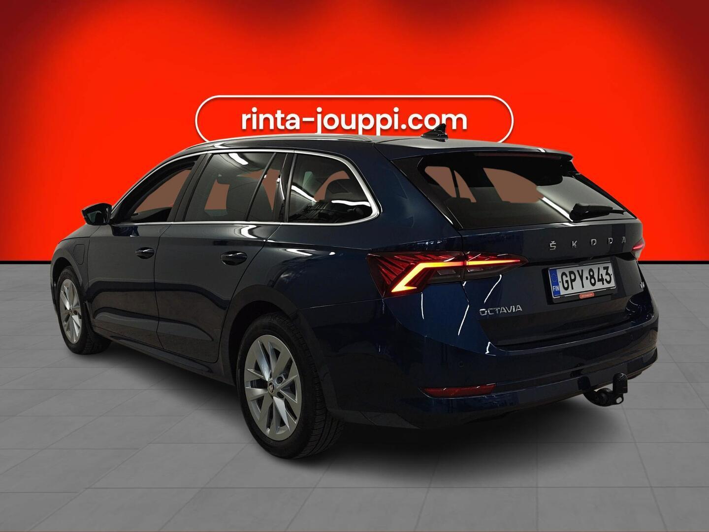 SKODA OCTAVIA 2024