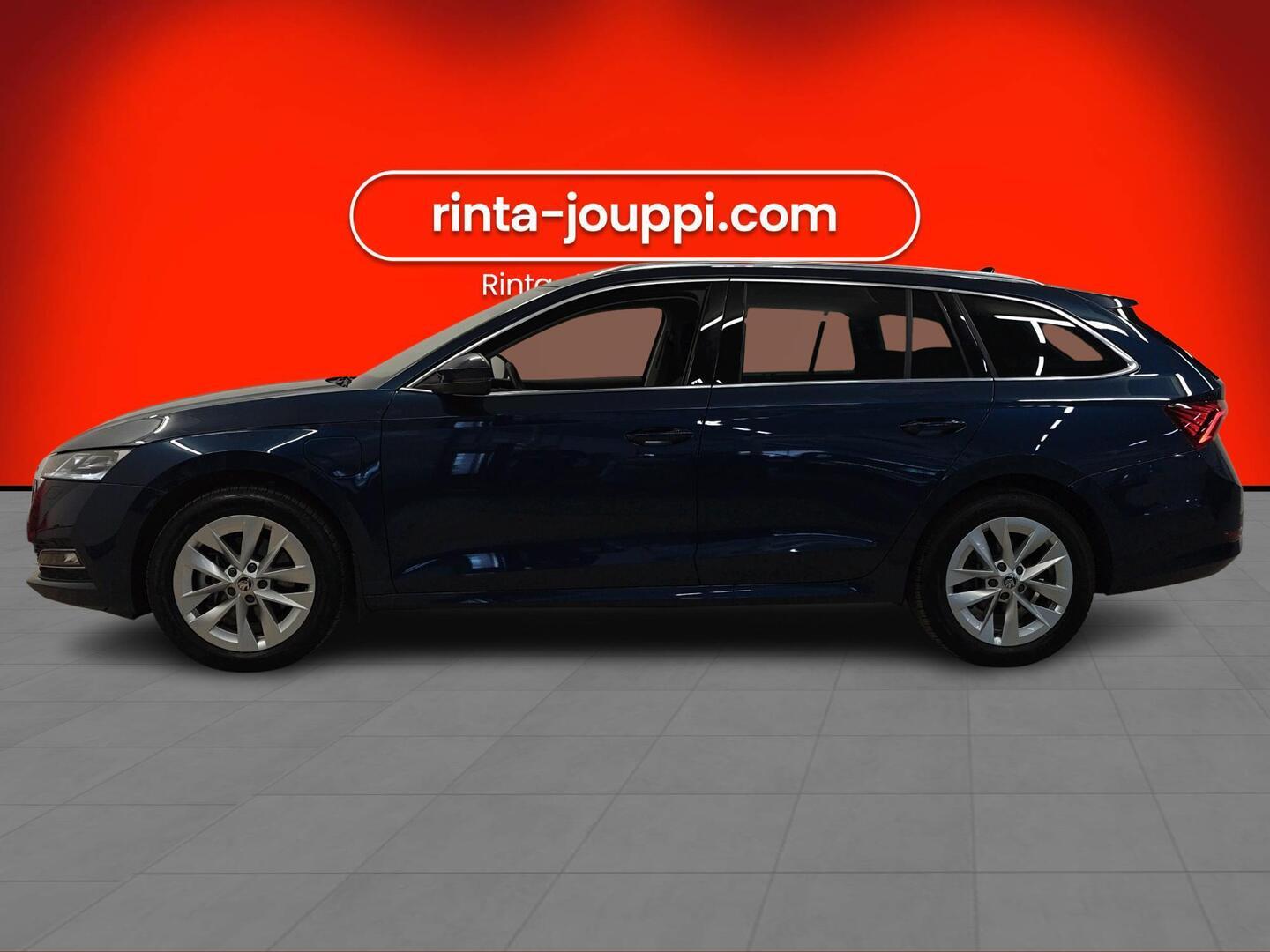 SKODA OCTAVIA 2024