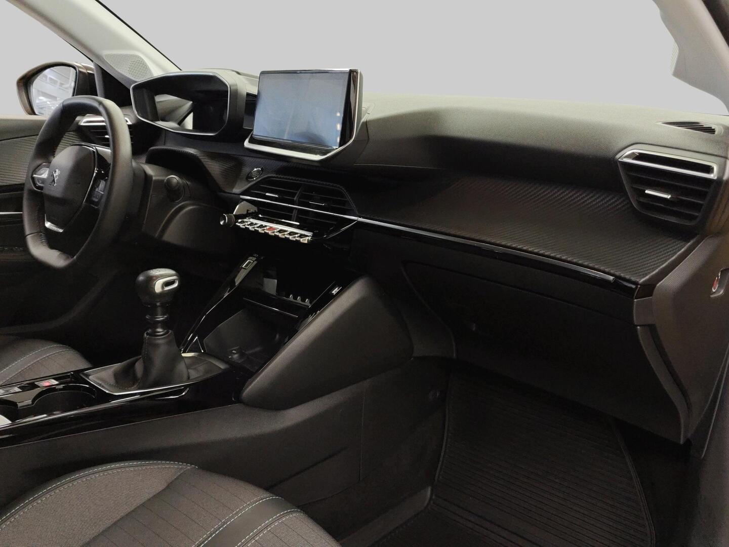 PEUGEOT 208 2022