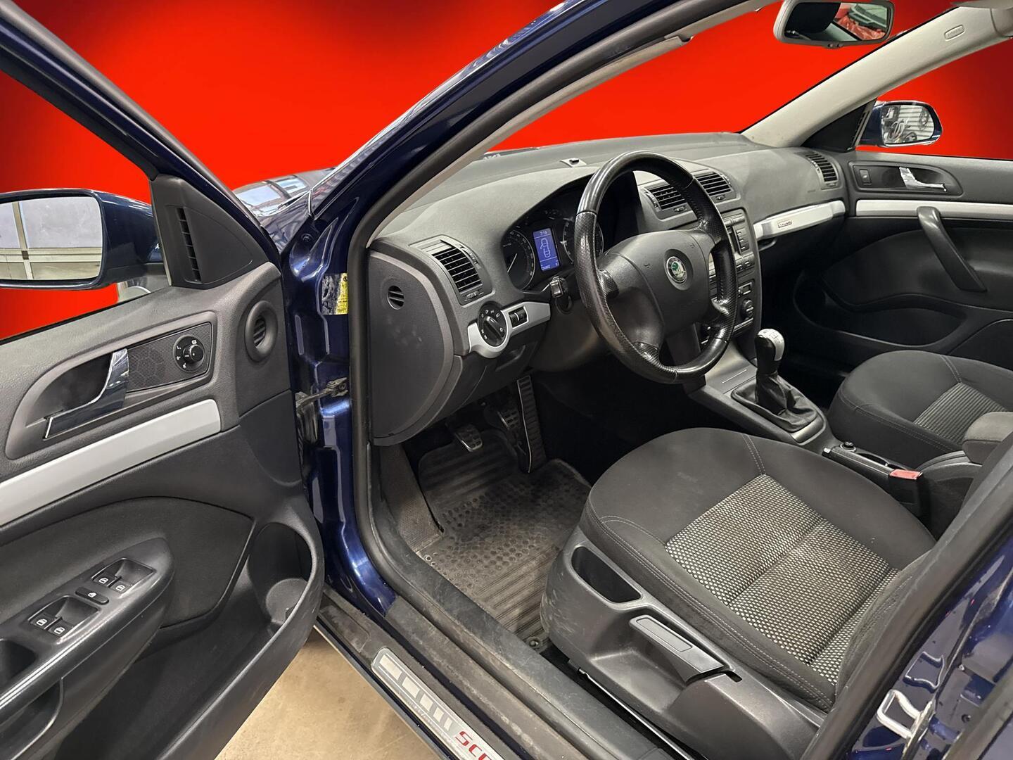 SKODA Octavia 2007
