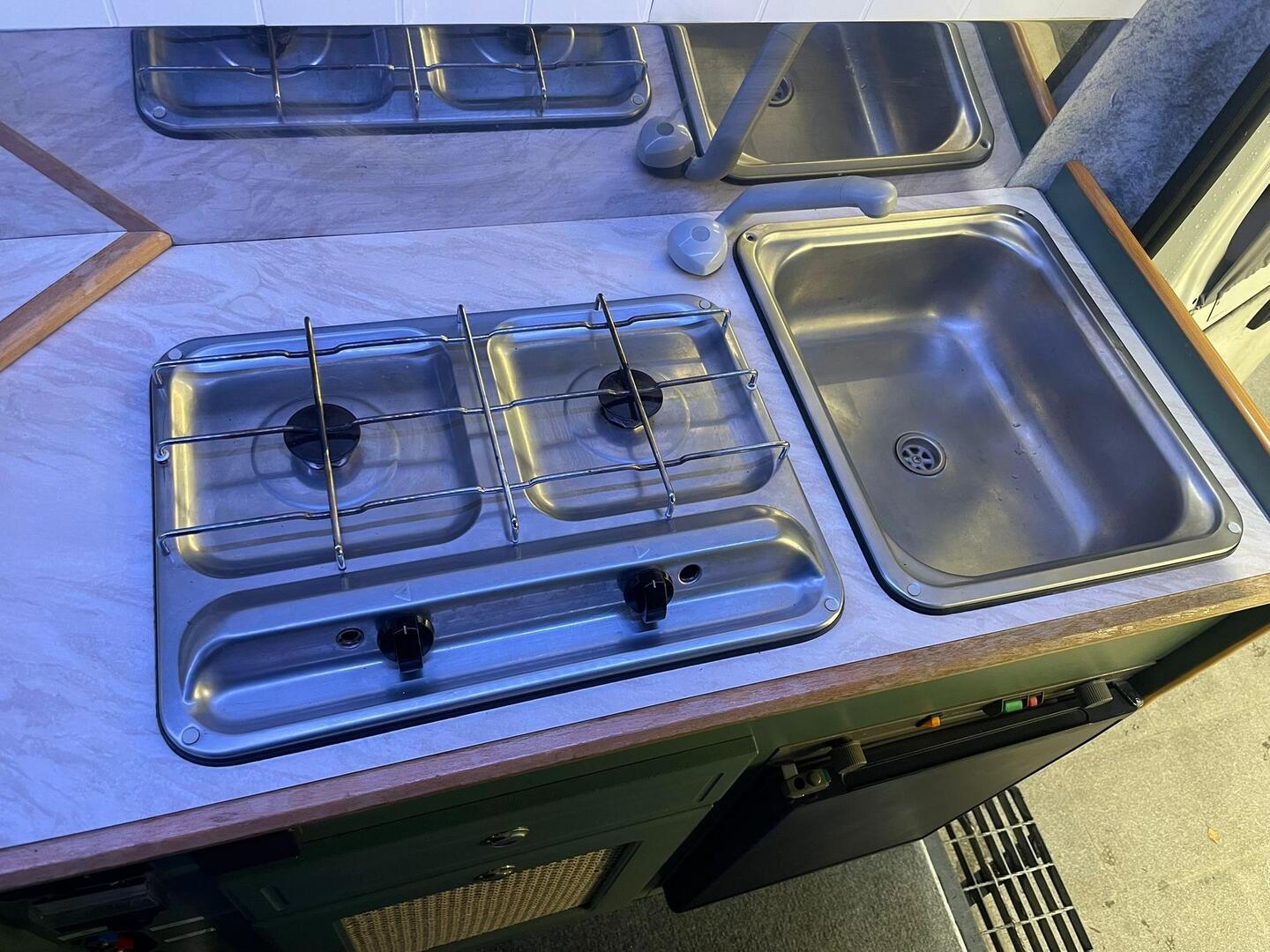 CASA CAR Casa A 2000