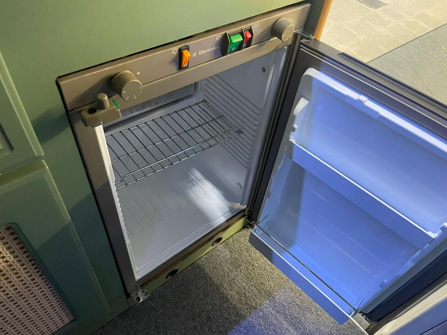 CASA CAR Casa A 2000