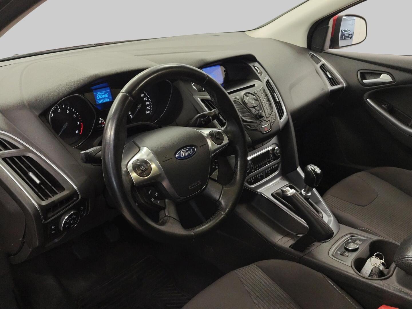 FORD Focus 2012