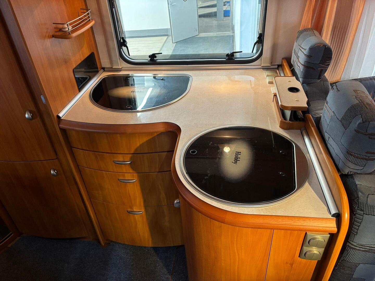 HOBBY SIESTA T 650 FLC 2008