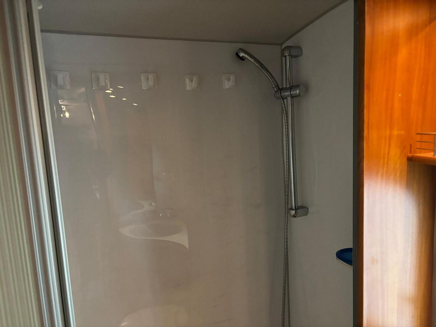 HOBBY SIESTA T 650 FLC 2008