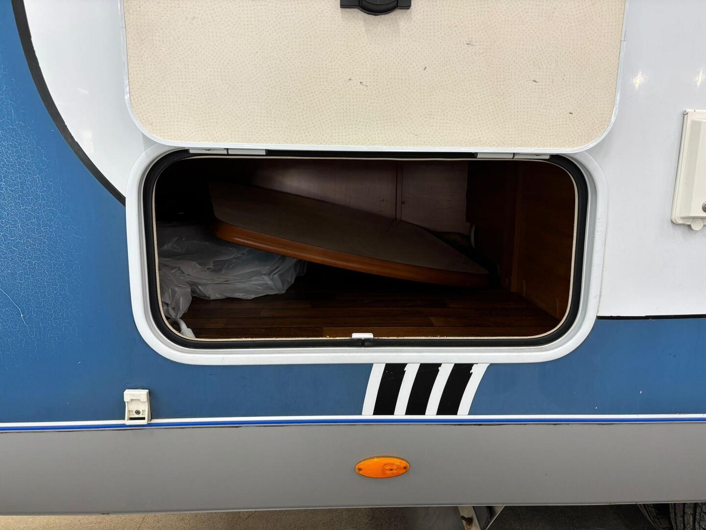 HOBBY SIESTA T 650 FLC 2008