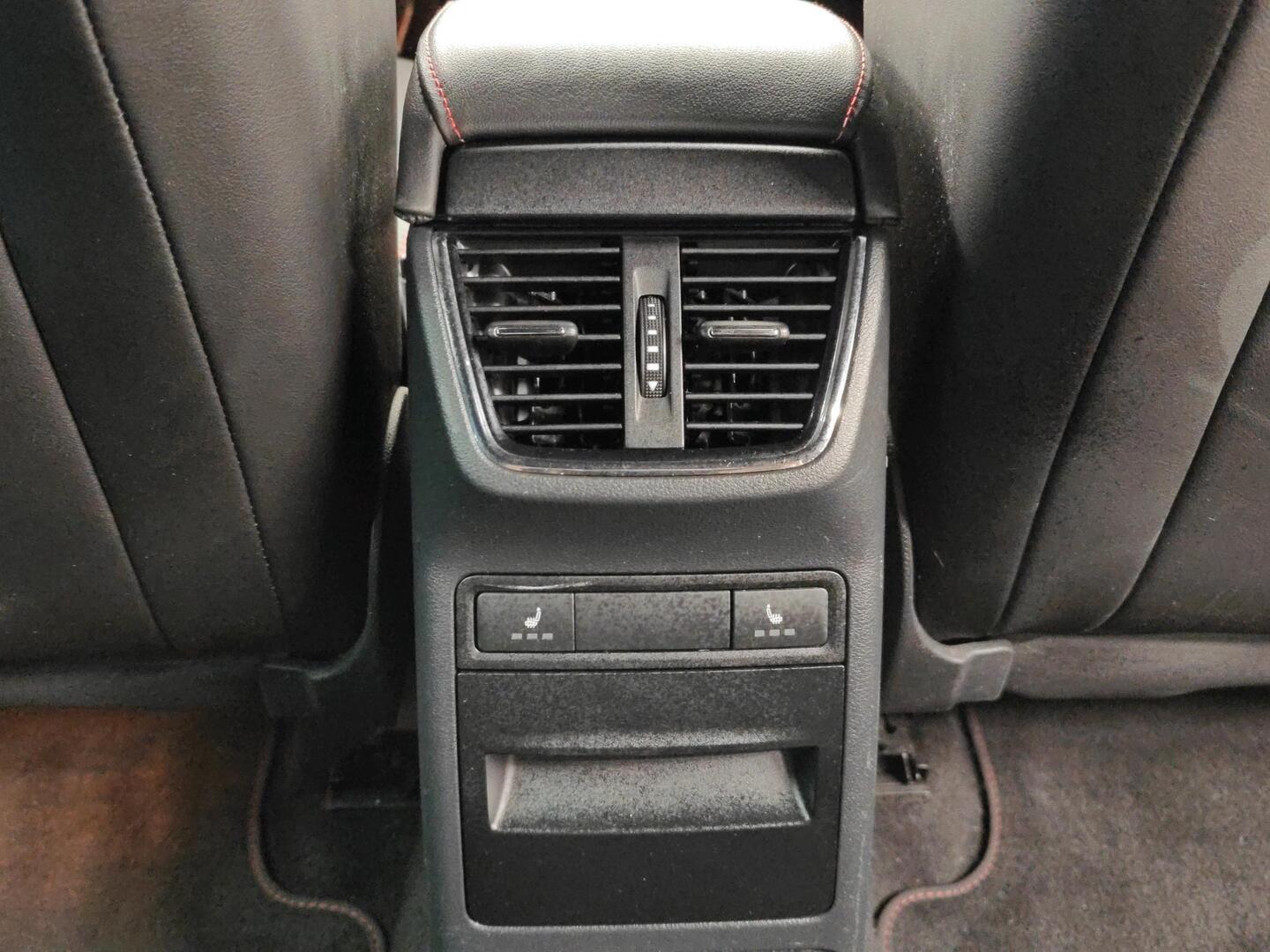 SKODA Octavia 2015