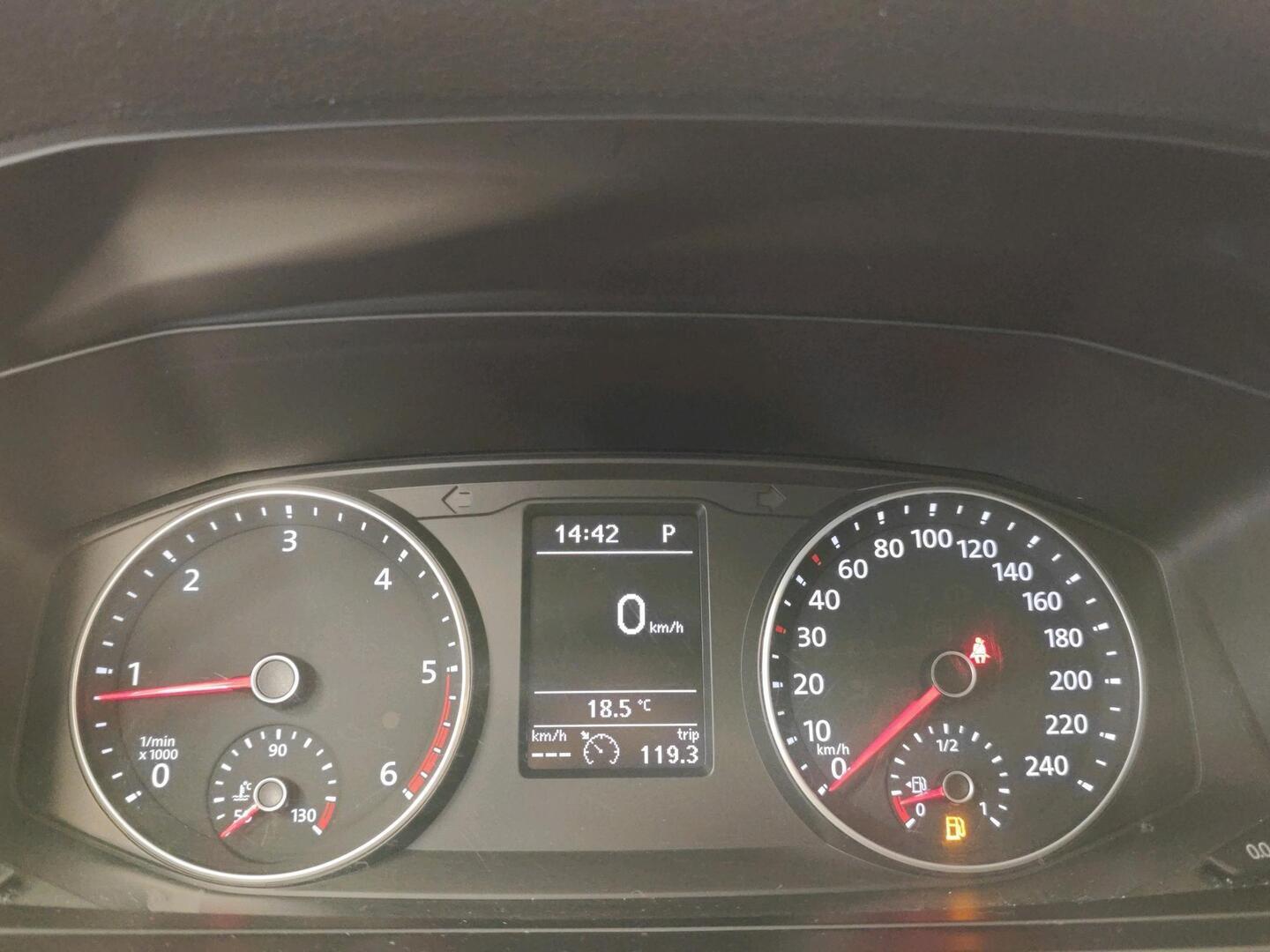 VOLKSWAGEN Transporter 2017