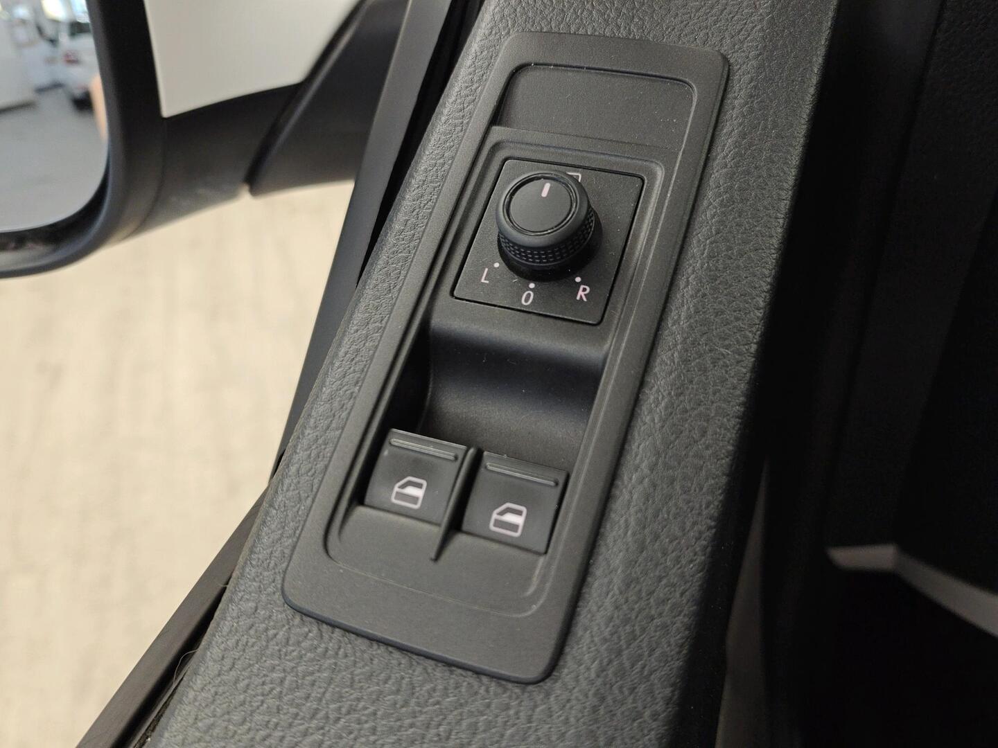 VOLKSWAGEN Transporter 2017