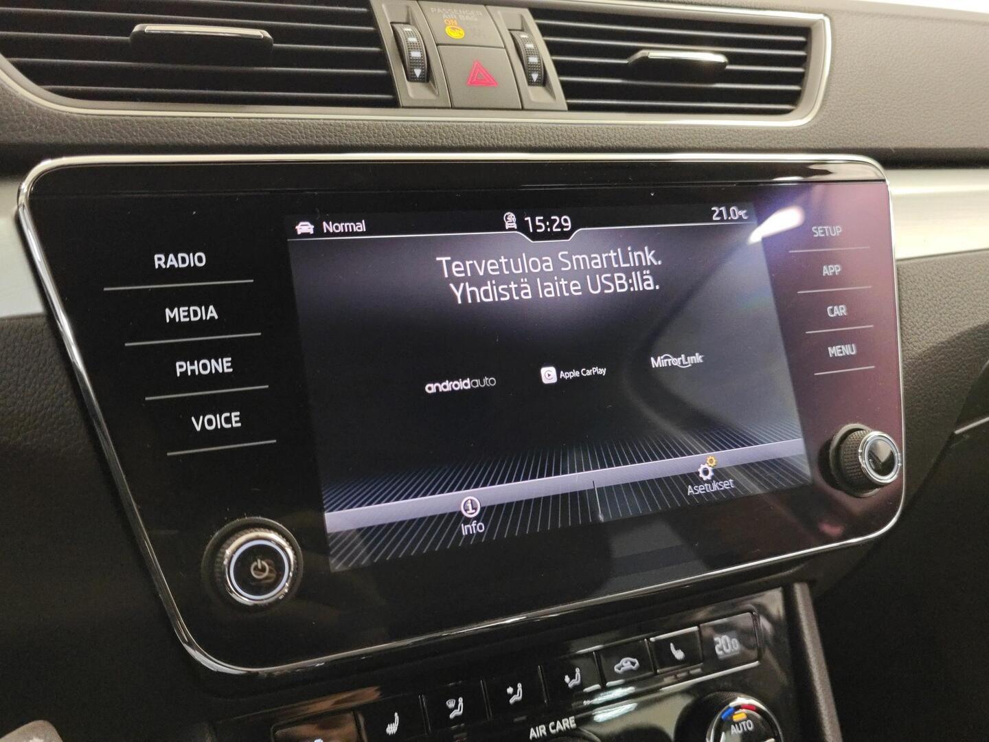 SKODA SUPERB 2018