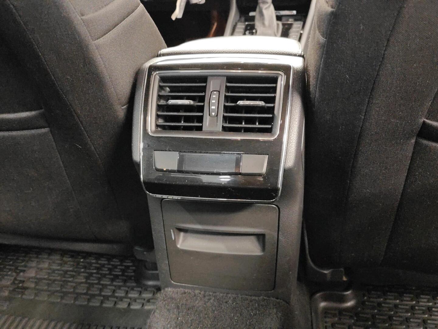 SKODA SUPERB 2018