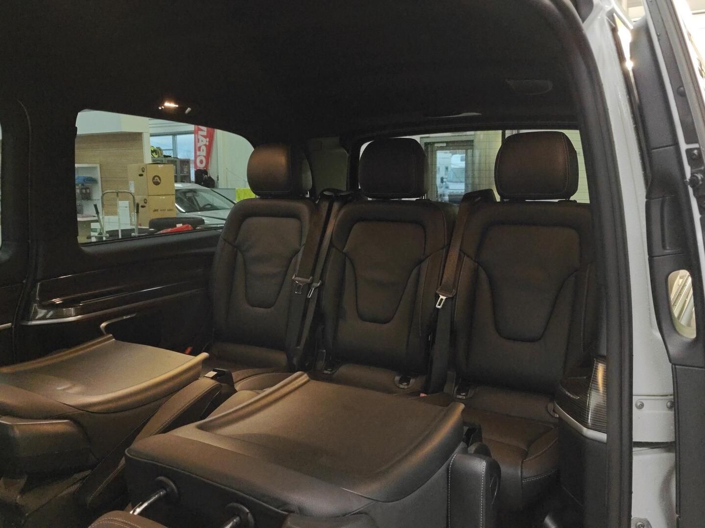 MERCEDES-BENZ EQV 2021