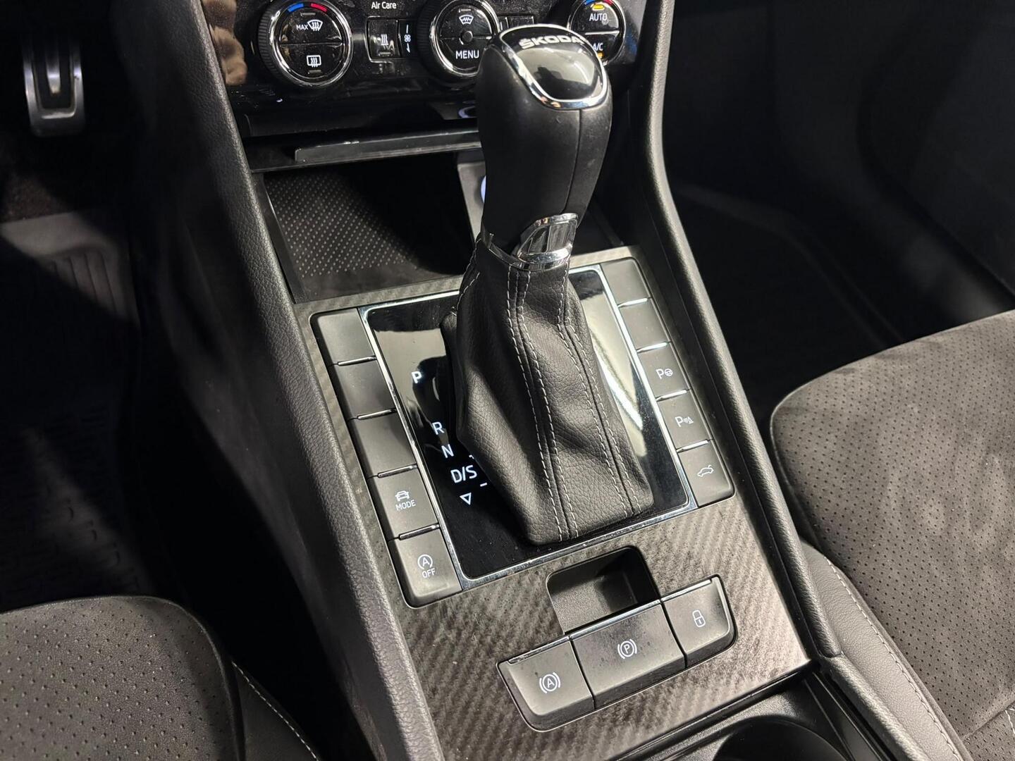 SKODA Superb 2022