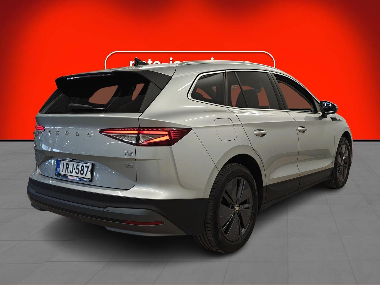 SKODA Enyaq 2023