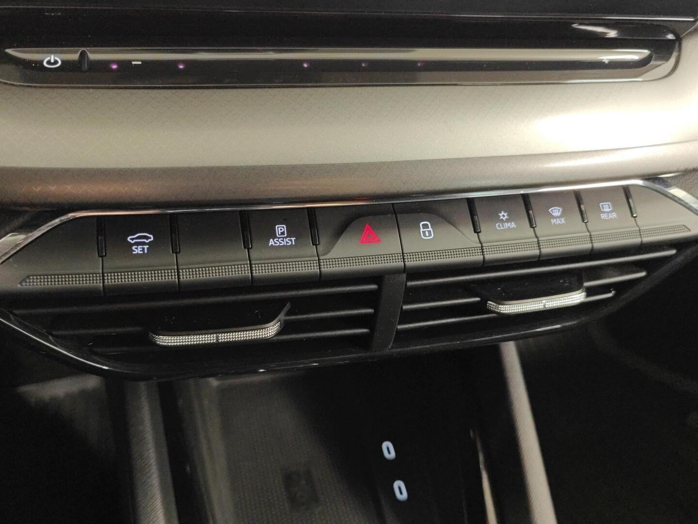 SKODA Octavia 2023