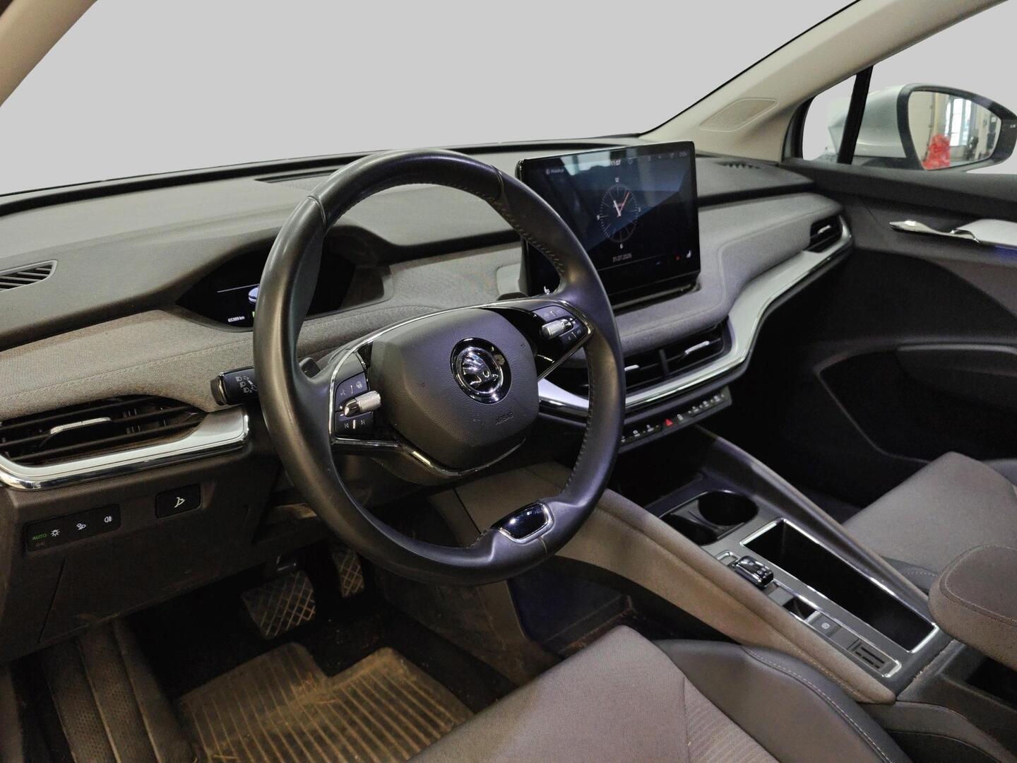 SKODA Enyaq 2024