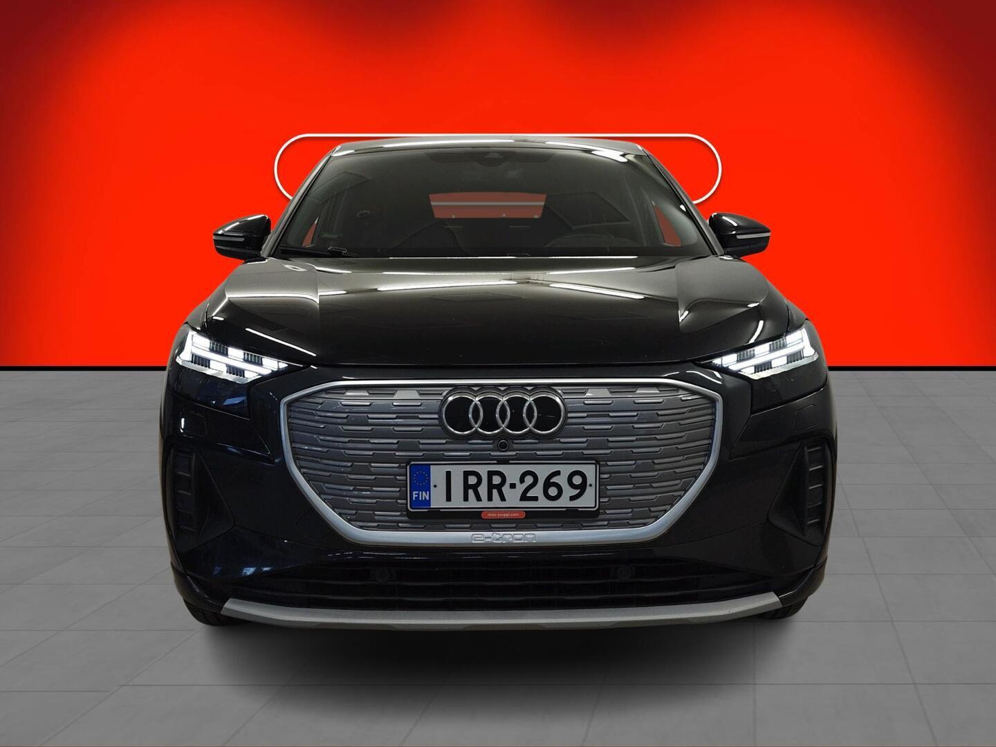 AUDI Q4 e-tron 2024