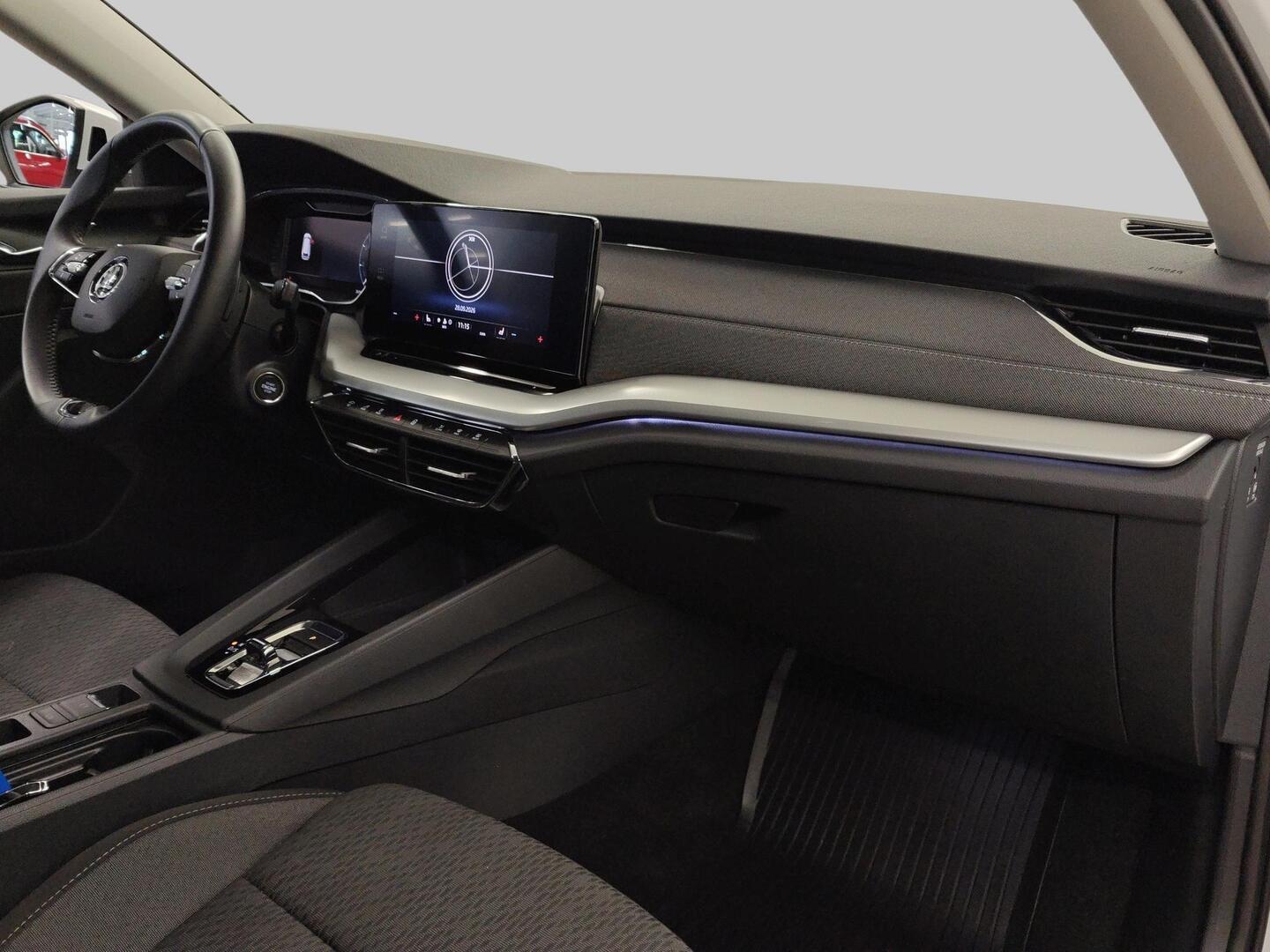 SKODA OCTAVIA 2024