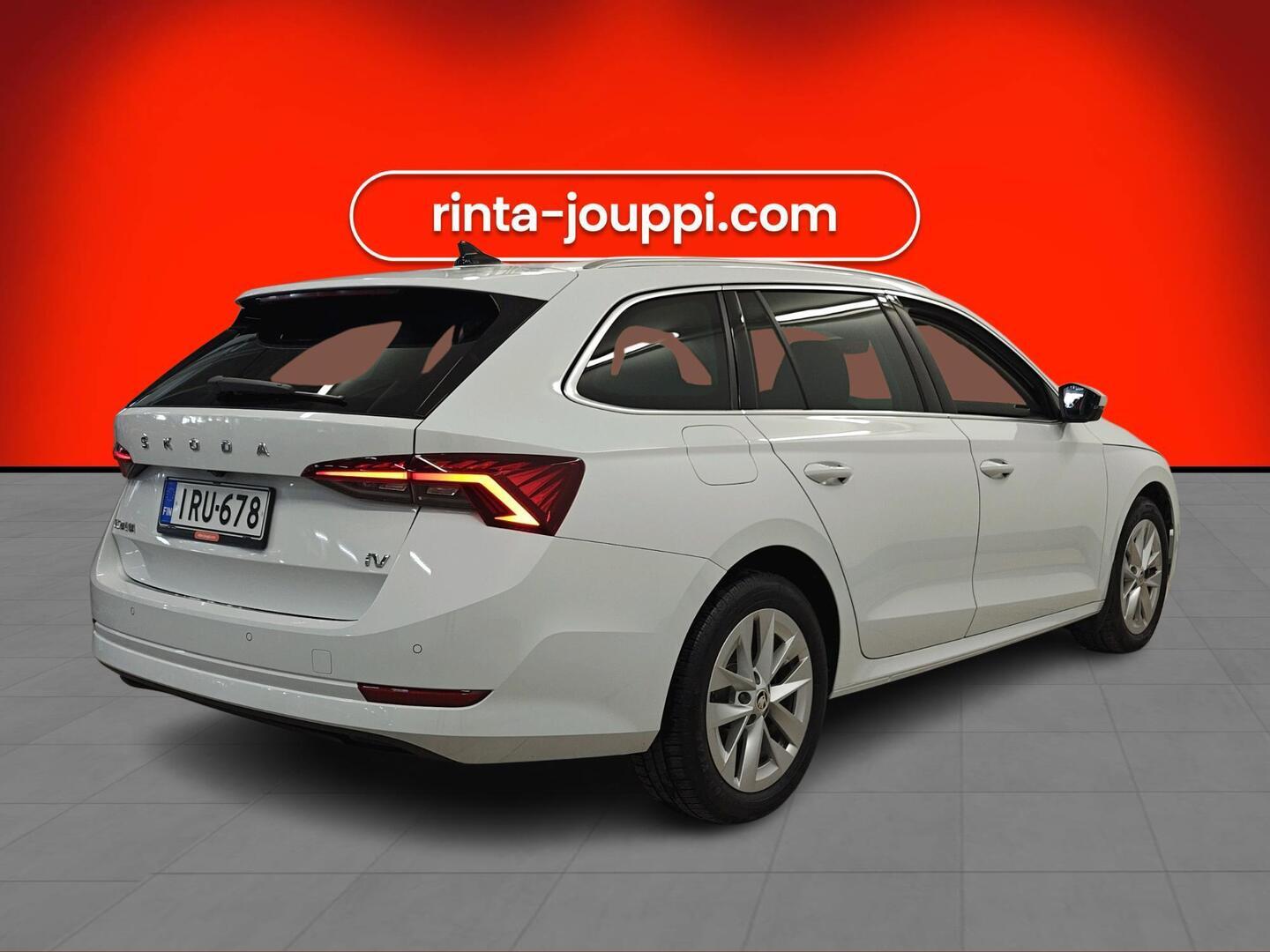 SKODA OCTAVIA 2024