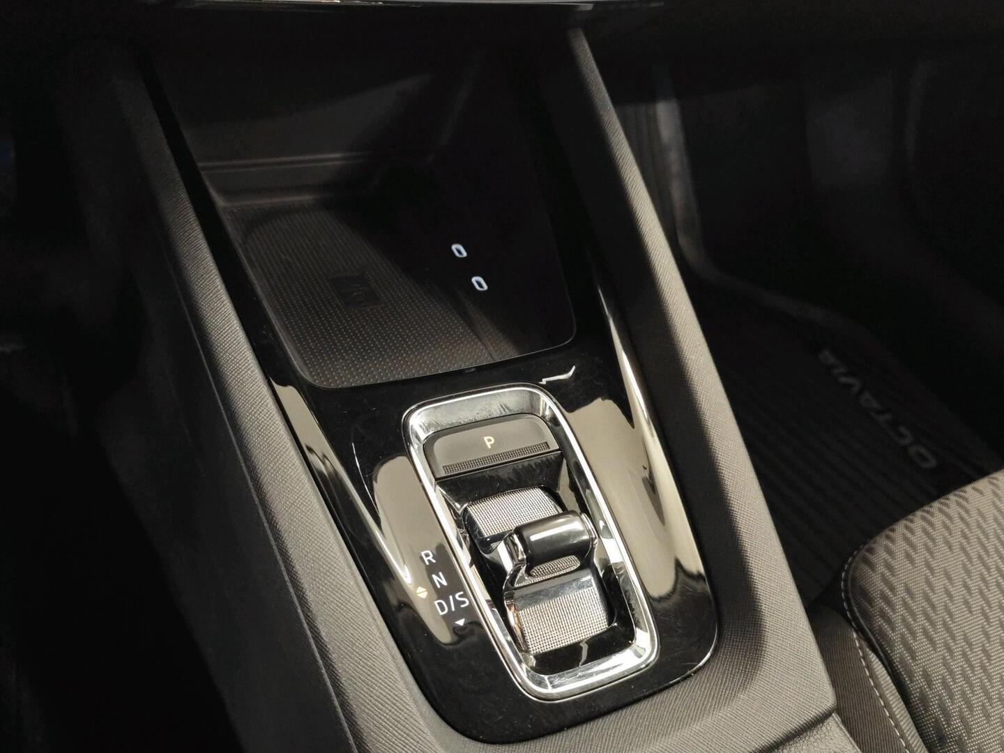 SKODA OCTAVIA 2024