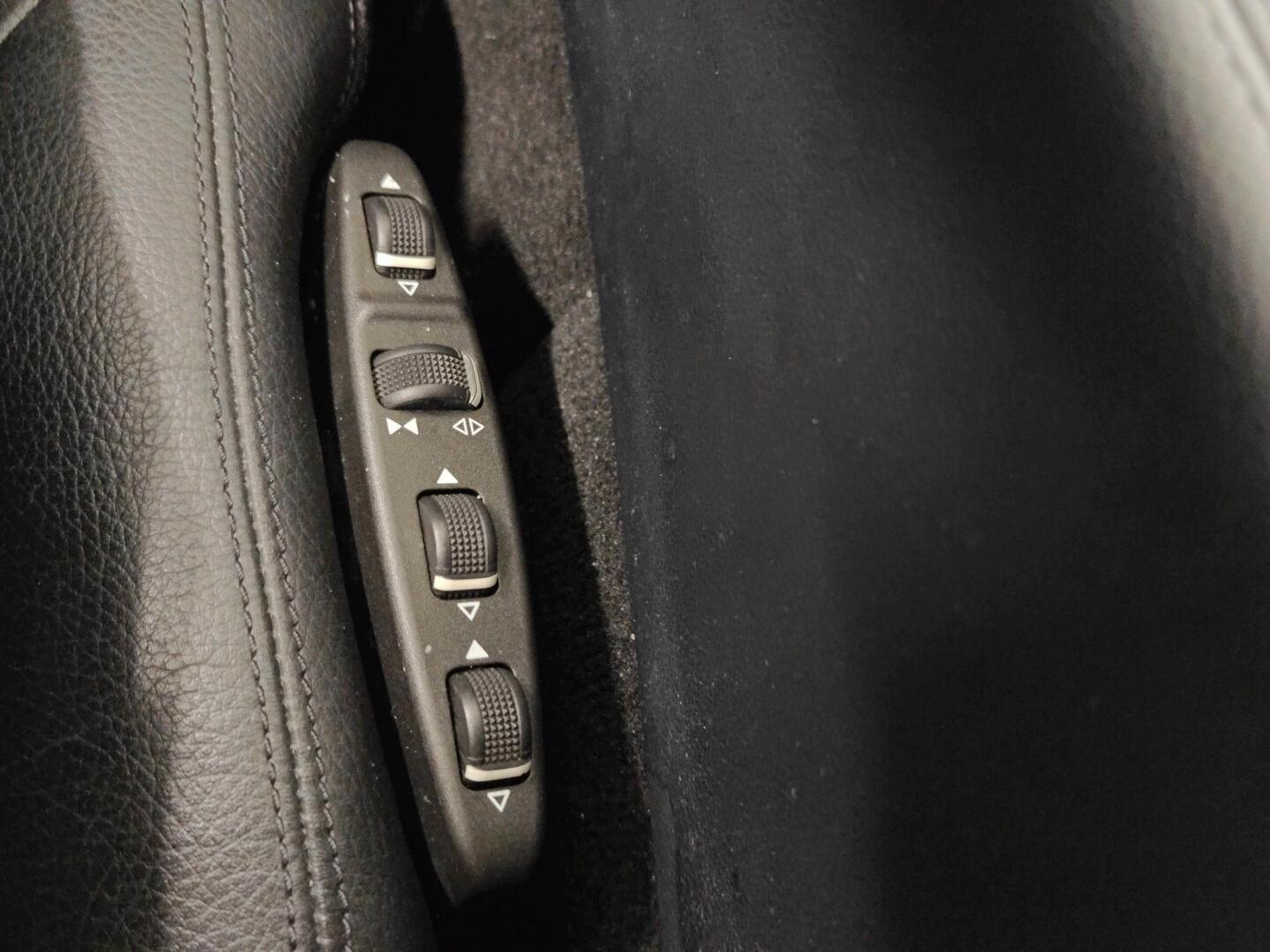 MERCEDES-BENZ CLS 2011