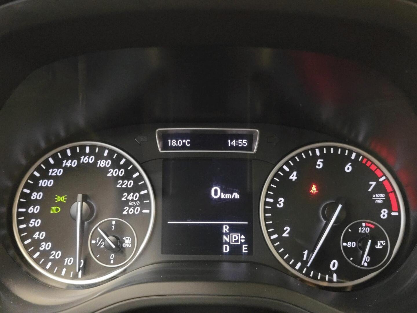 MERCEDES-BENZ B 2015