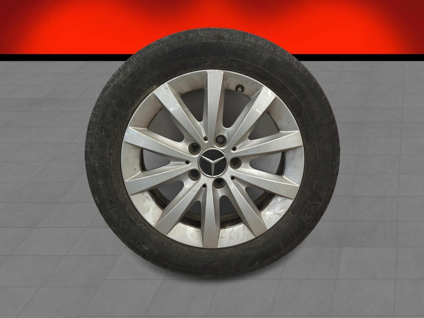 MERCEDES-BENZ B 2015