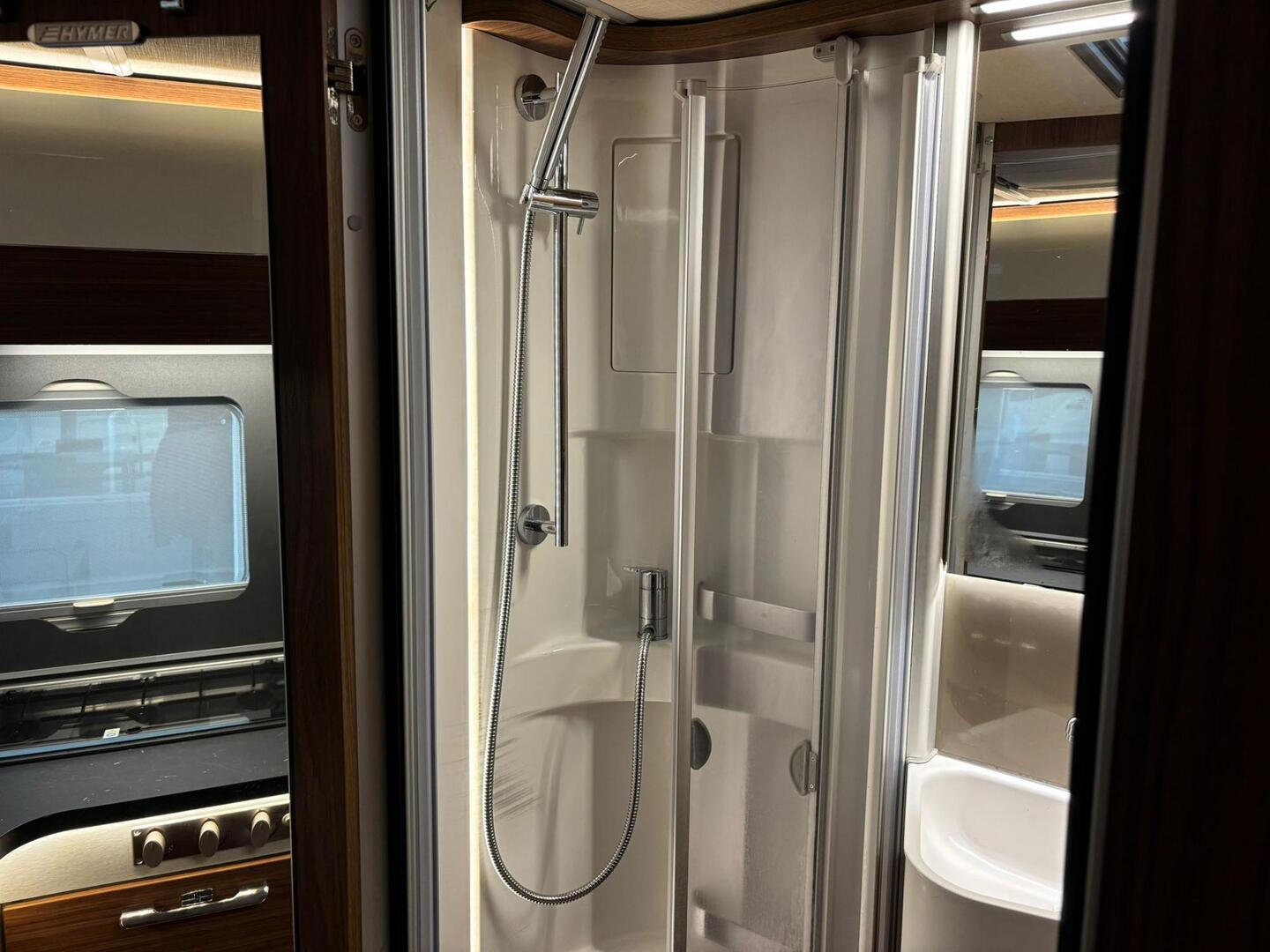 HYMER BMC-T 550 WHITE LINE 2021