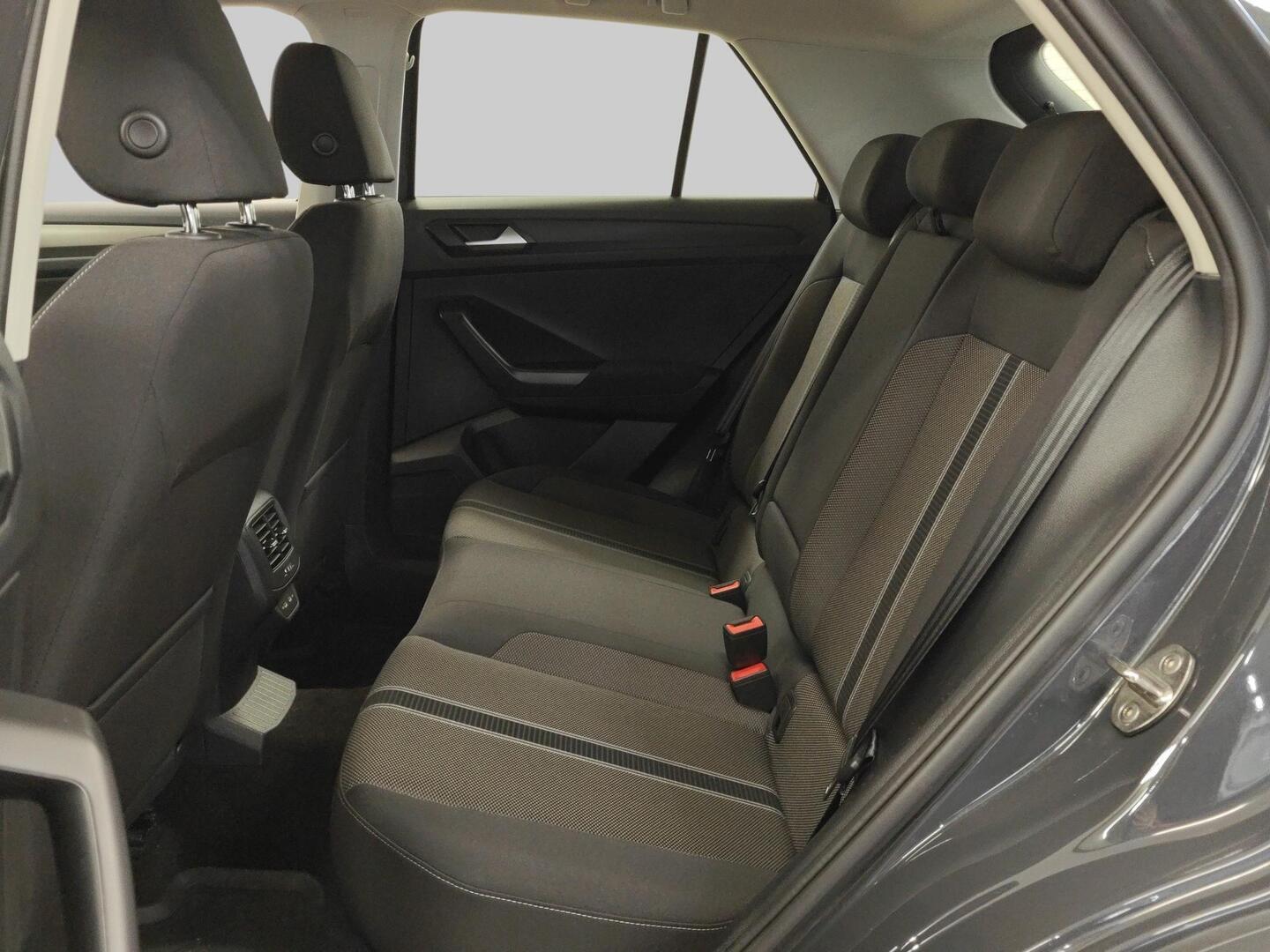 VOLKSWAGEN T-Roc 2021