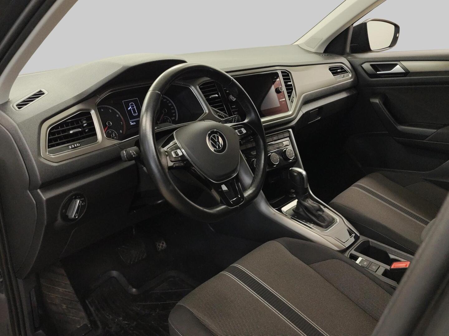 VOLKSWAGEN T-Roc 2021