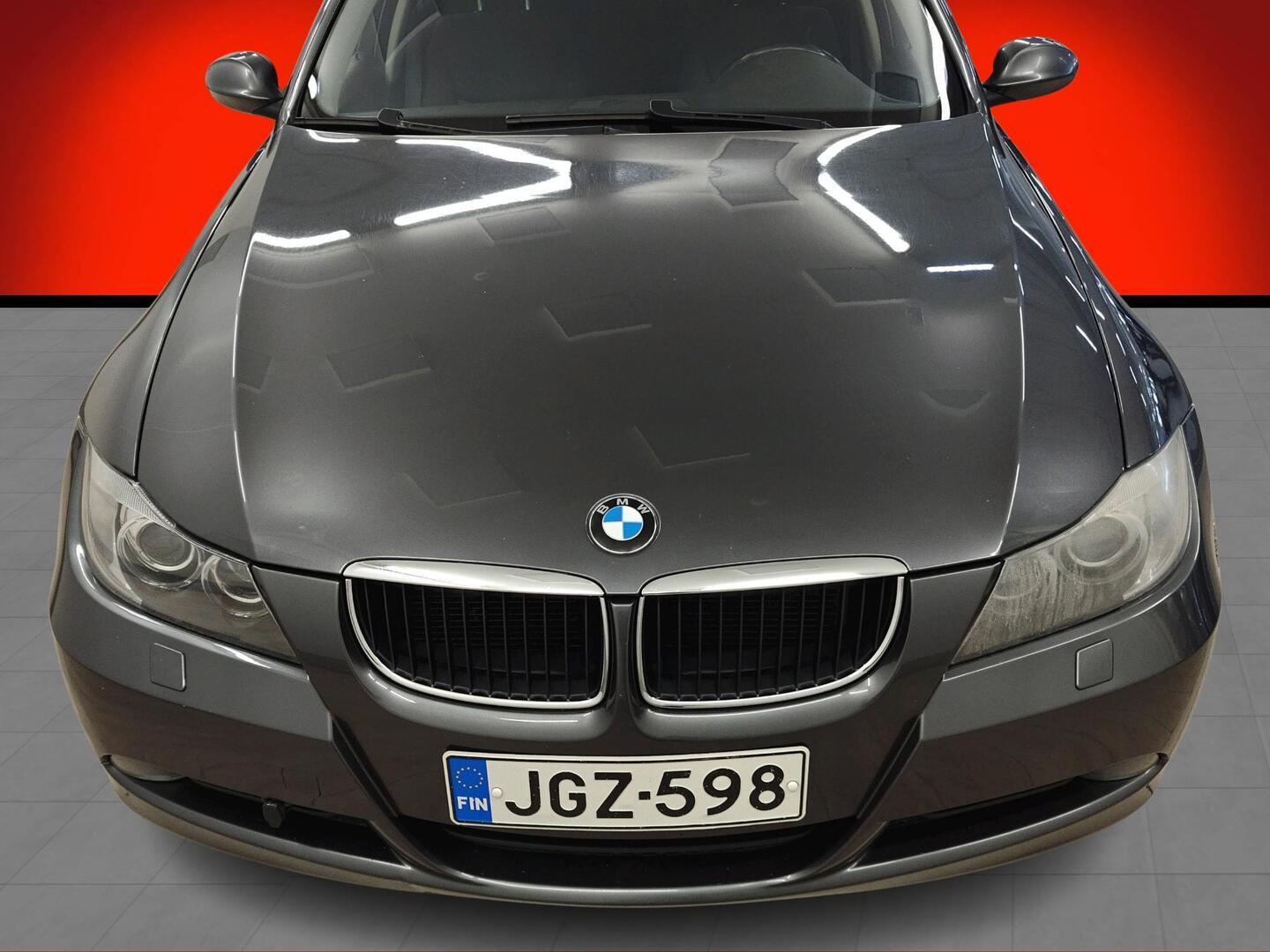 BMW 318 2007
