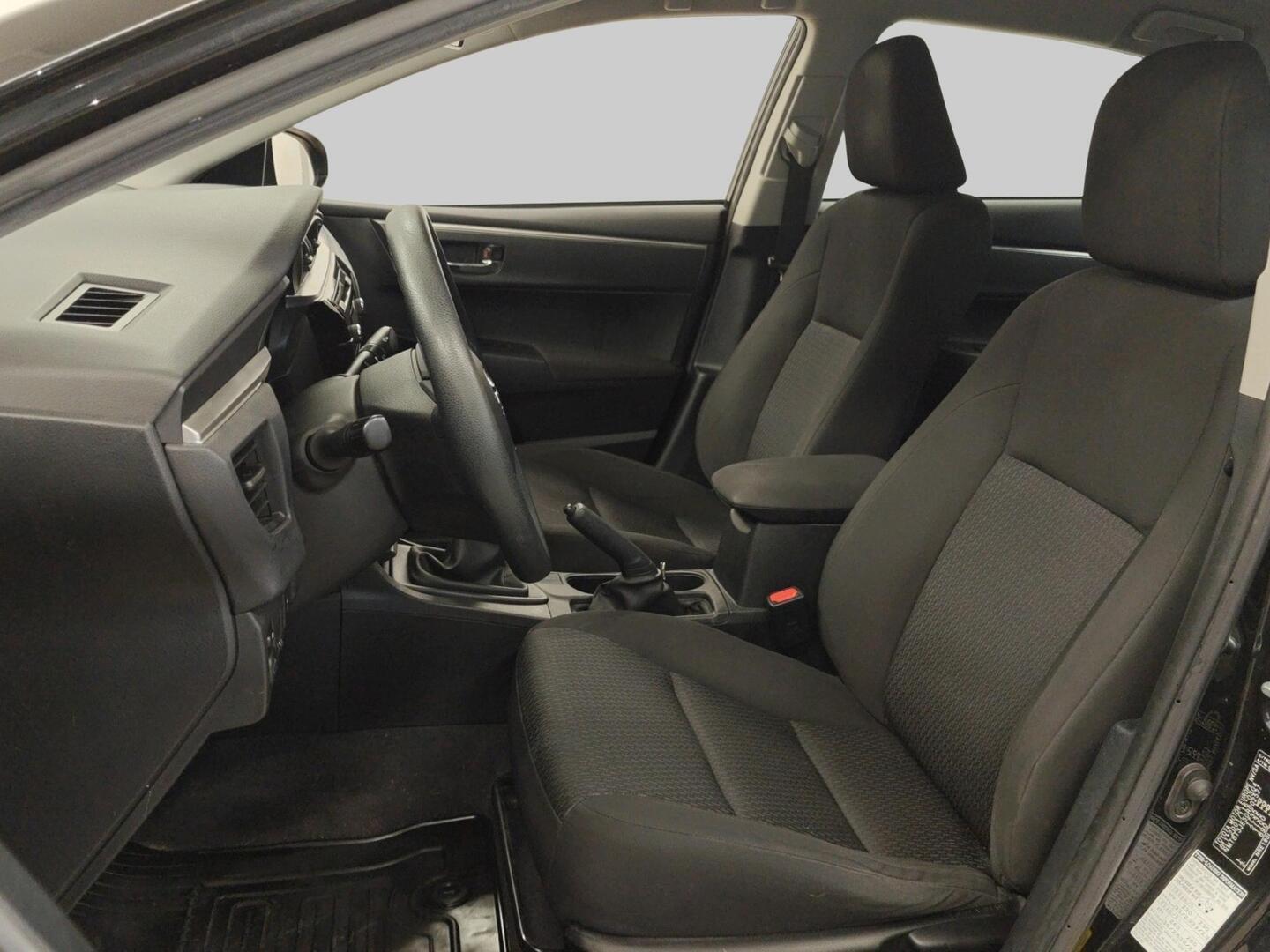 TOYOTA Corolla 2014