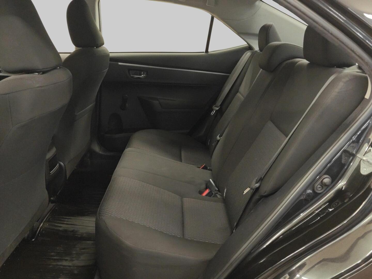 TOYOTA Corolla 2014
