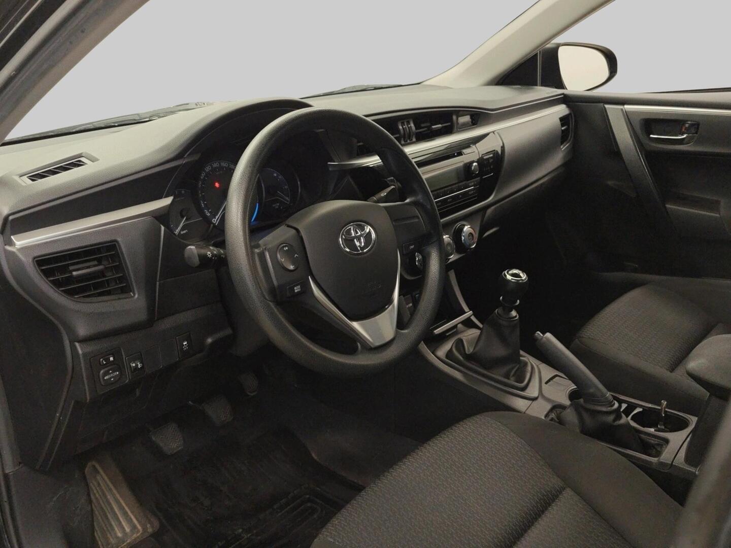 TOYOTA Corolla 2014