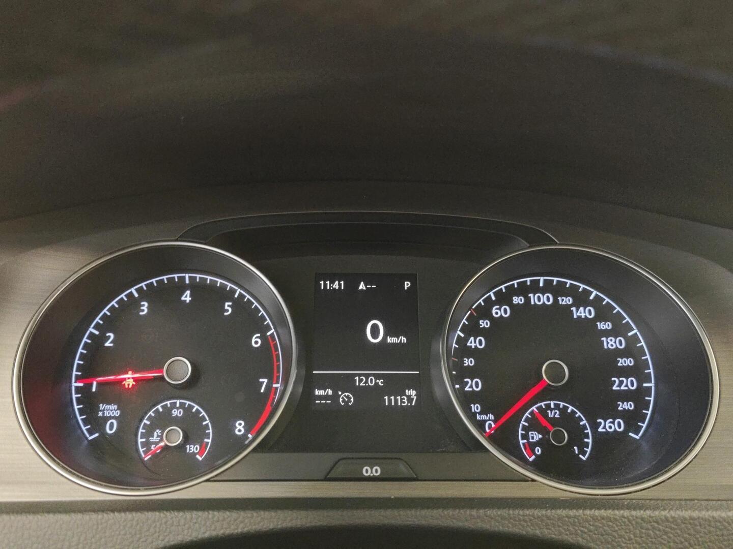 VOLKSWAGEN Golf 2014