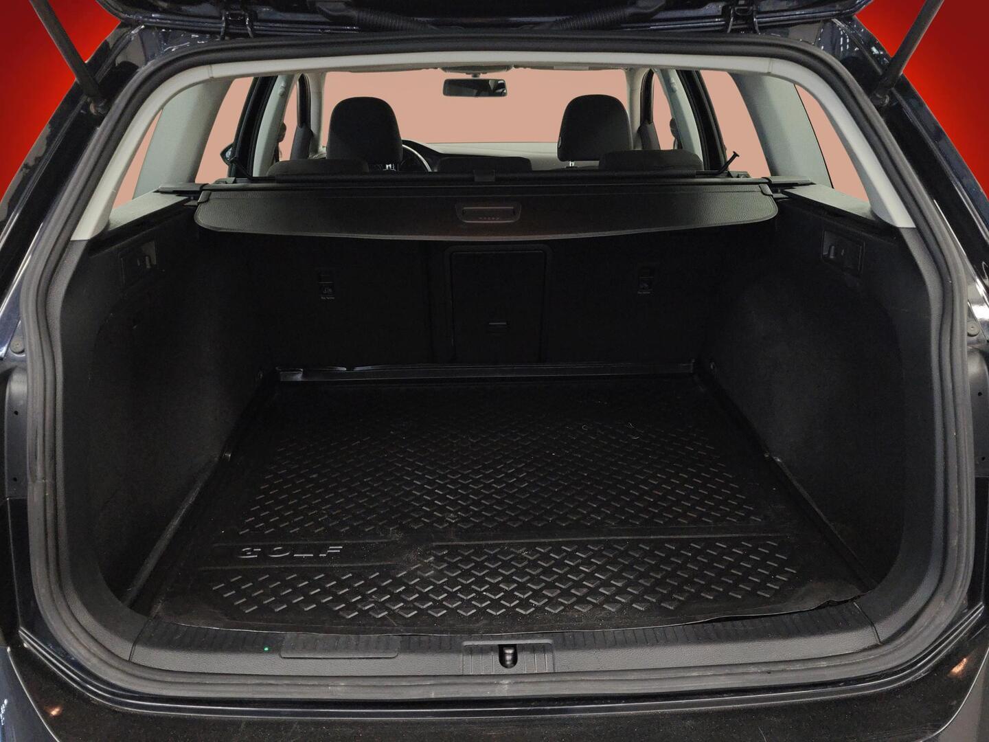 VOLKSWAGEN Golf 2014