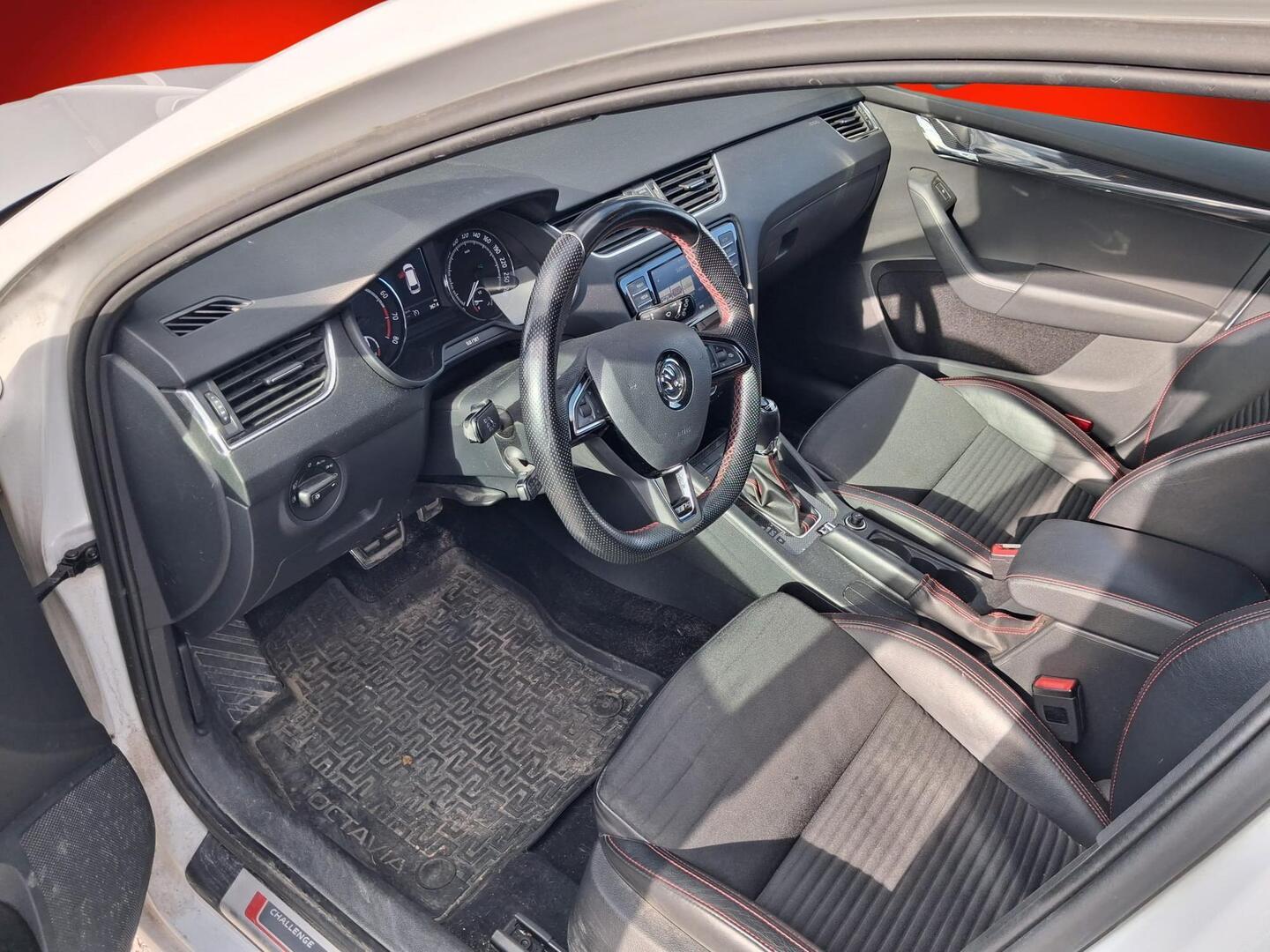 SKODA Octavia 2016