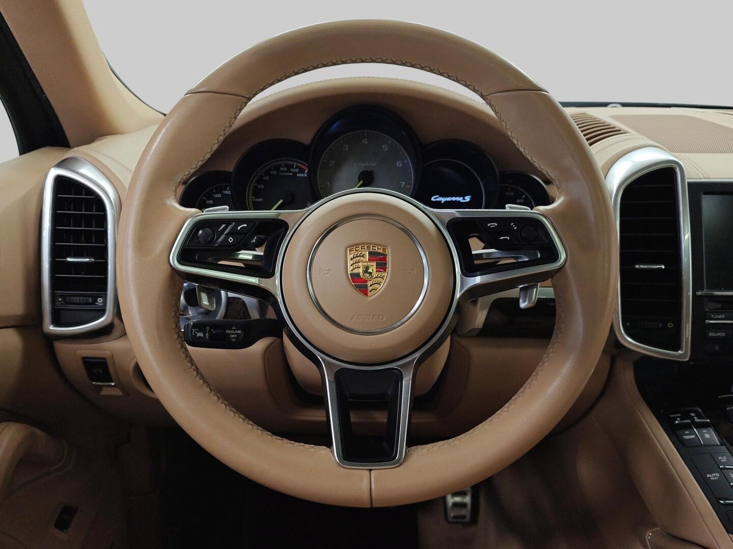 PORSCHE Cayenne 2015