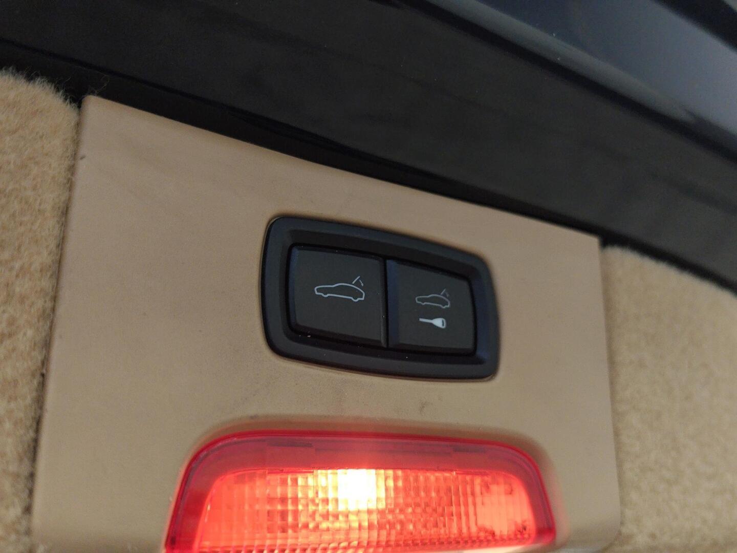 PORSCHE Cayenne 2015