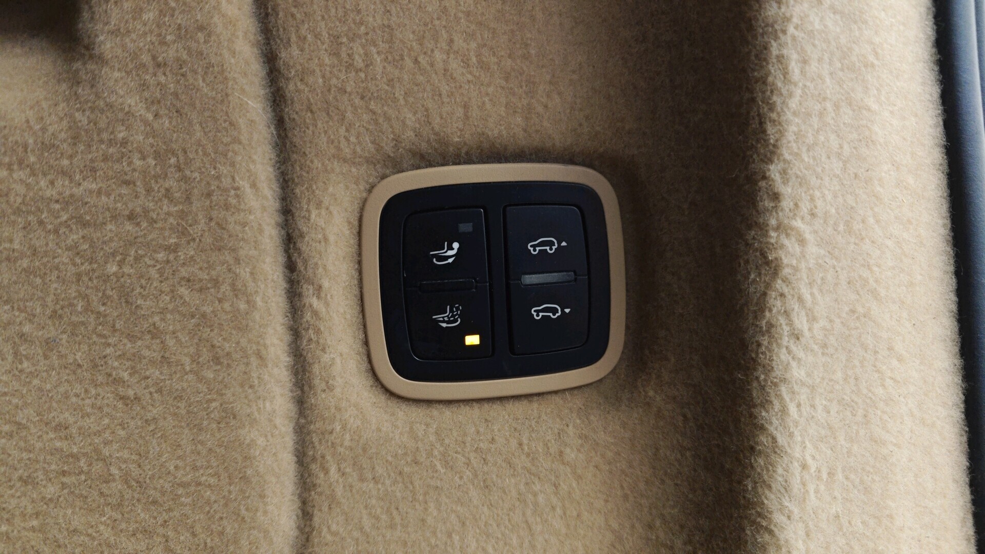 PORSCHE Cayenne 2015