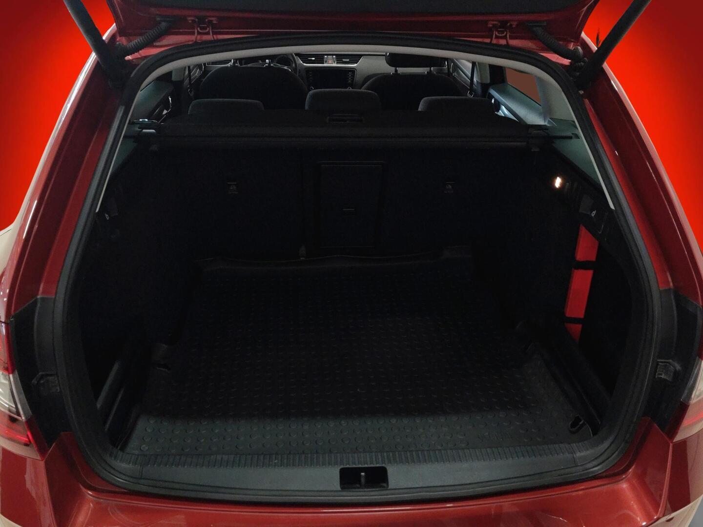 SKODA OCTAVIA 2017