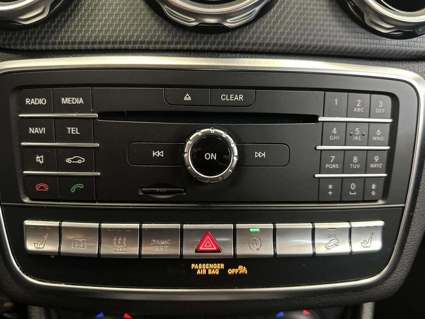 MERCEDES-BENZ GLA 2017