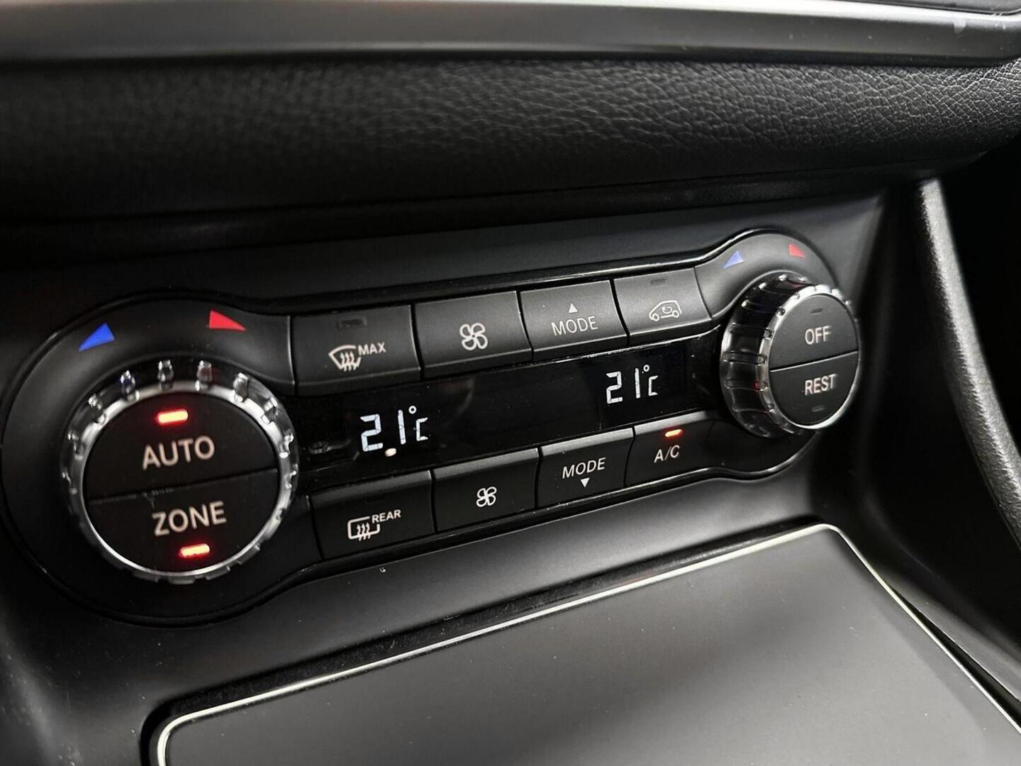 MERCEDES-BENZ GLA 2017