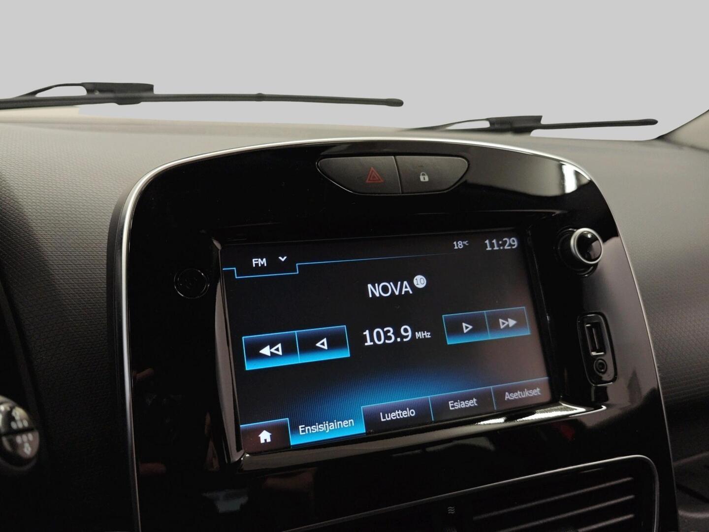 RENAULT Clio 2018