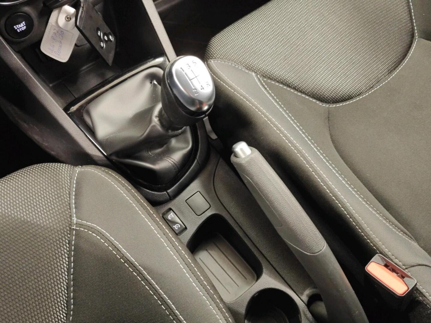 RENAULT Clio 2018
