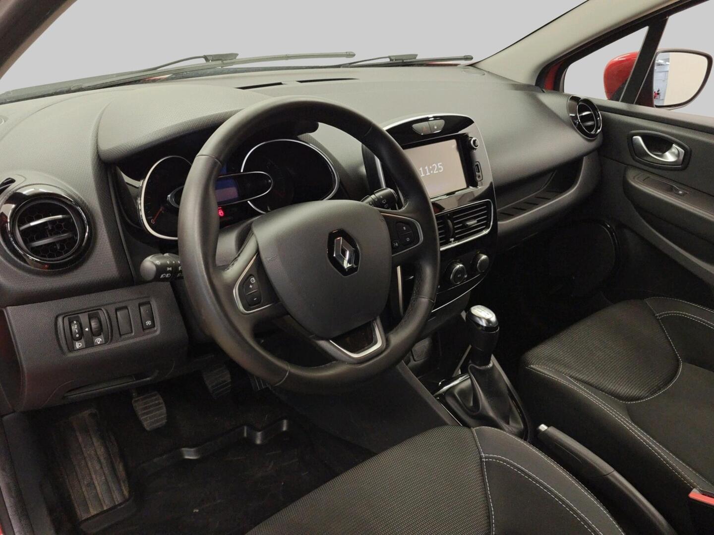 RENAULT Clio 2018