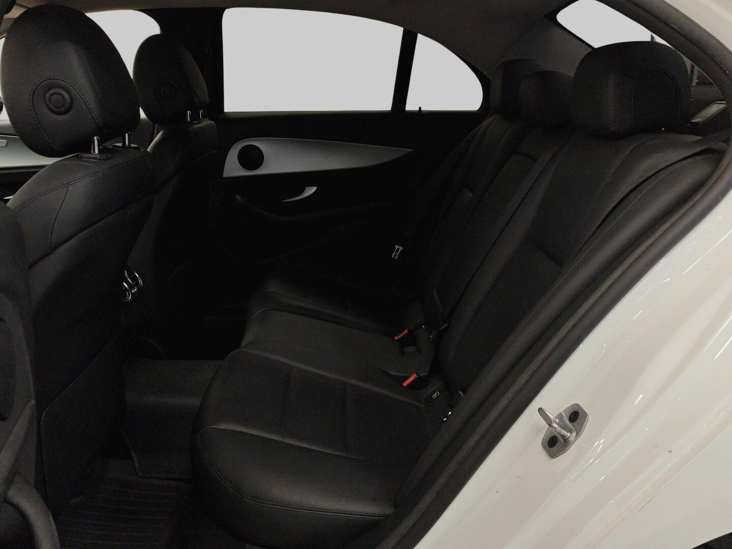 MERCEDES-BENZ E 2020