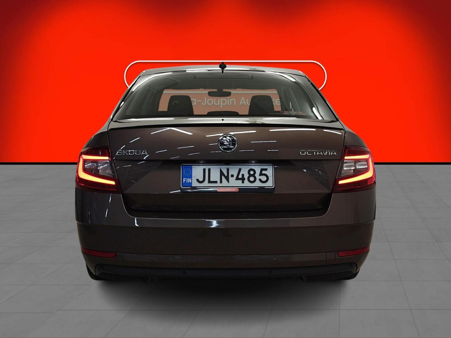 SKODA Octavia 2019