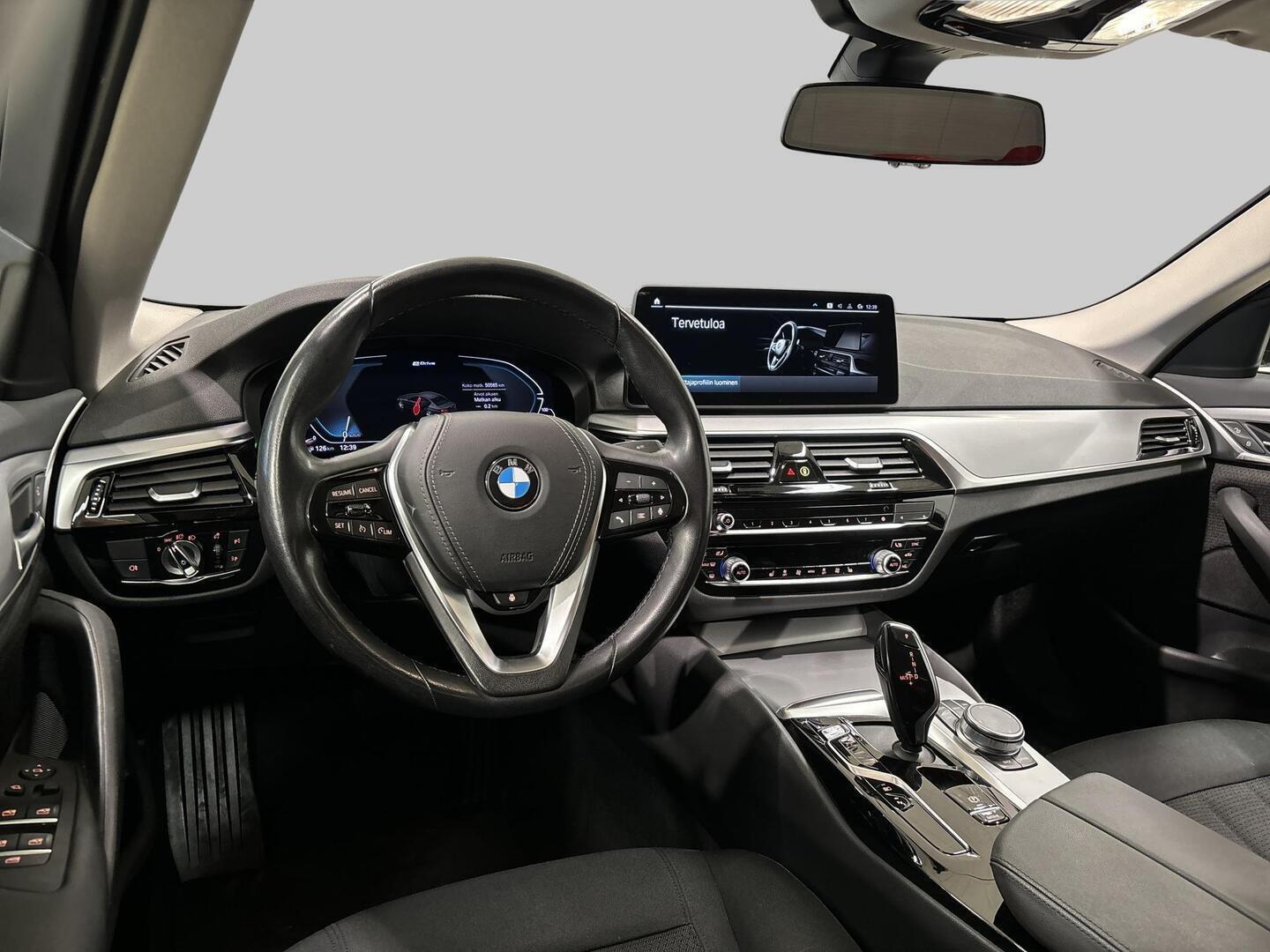 BMW 530 2021