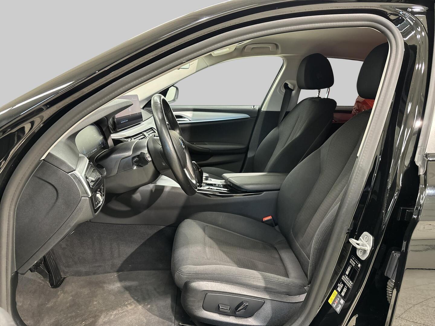 BMW 530 2021